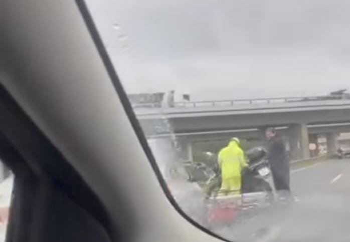  Motociclista se envolve em acidente na Dom Gabriel, sentido Itupeva